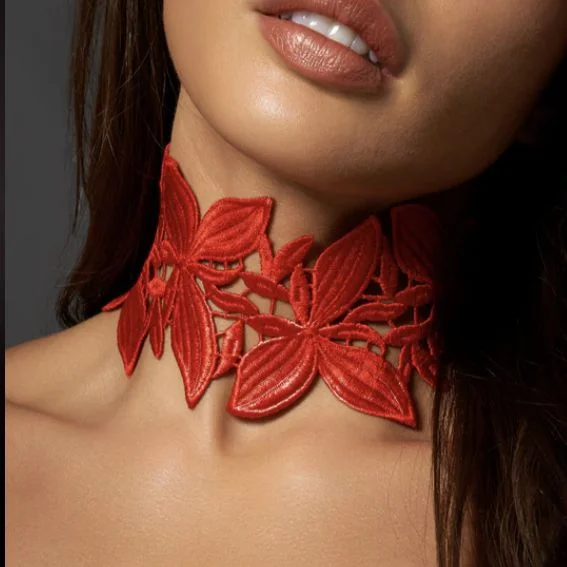 Bluebella Ophelia Choker in Red  42448